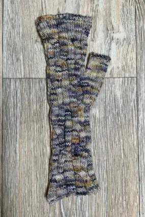 Pattern: Soliloquy Jumping Cable Gloves