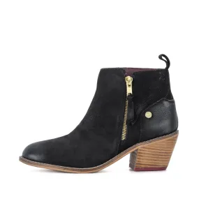 PENELOPE BLACK ZIP BOOT